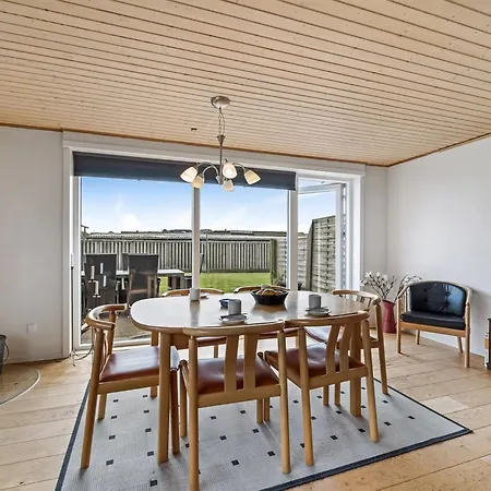 Agne - 400m From The Sea By Interhome
