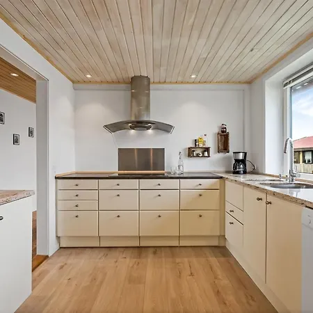 Agne - 400m From The Sea By Interhome *